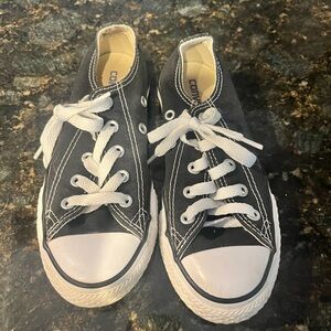 Youth Converse size 13